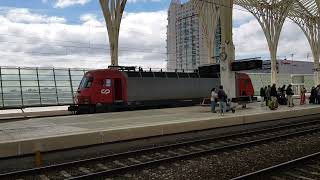 CP Class 5600  5602 departing Estação do Oriente Station on 160524 [upl. by Vashtee]