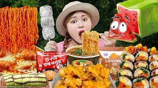 Korean Convenience Store Food Mukbang CVS EATING SHOW by HIU 하이유 [upl. by Ruomyes]