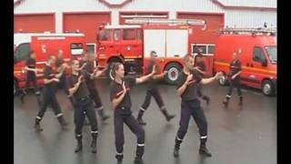 Flashmob des Pompiers de Guern [upl. by Marchese842]