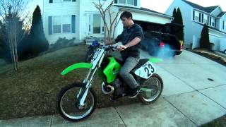 1996 kx250 start up and stuck throttle [upl. by Imefulo]