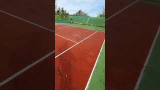 Nettoyage démoussage de terrain de tennis en béton poreux [upl. by Elnar]