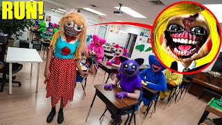 WE SNUCK INTO MISS DELIGHTS CLASSROOM POPPY PLAYTIME CHAPTER 3 [upl. by Annaitsirhc]