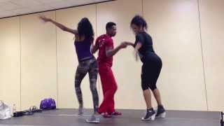 Salsa con dos Mujeres by Mario Charon with Madeline Rodriguez amp Yeni Molinet Bachaturo13 [upl. by Cohla]