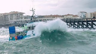 📛 DANGER GROSSE HOULE ENTRÉE ET SORTIE DANGEREUSES POUR LES BATEAUX À CAPBRETON BIGWAVES 🌊😱 [upl. by Aihsekat]