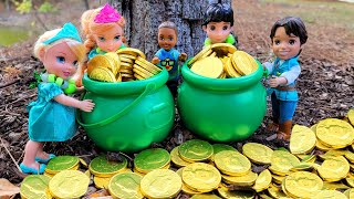 Saint Patricks Day 2023  Elsa amp Anna toddlers  gold coins  Barbie  crafts [upl. by Evaleen105]