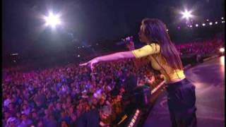 Shania Twain  KaChing Up Live in Chicago 6 of 22flv [upl. by Ennayd204]