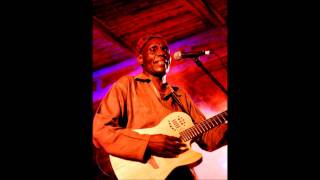 Oliver Mtukudzi  Kusekana kwanakama [upl. by Tenney]