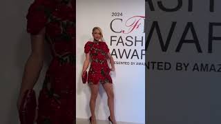 Paris Hilton In oscardelarenta At The CFDA Fashion Awards cfda fashion celebrity redcarpet [upl. by Oeramed]