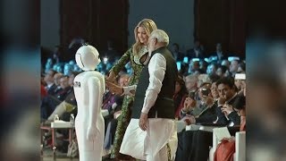 Mitra robot greets Ivanka Trump PM Modi at GES 2017  Global Entrepreneurship Summit [upl. by Kajdan440]