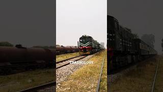 8dn Tezgam Passing Deona Julliani at 103kmhTrainologypakistanrailways trainspeed geu20 [upl. by Acinat246]