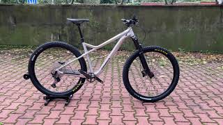 Orbea Laufey H10 2022 walkaround [upl. by Ahsir730]