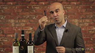 How to open a bottle of wine the right way [upl. by Giesser]