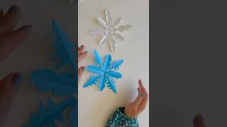 Pliecoupe ✂️ et abracadabra 🪄 Un flocon de neige sans se geler les doigts ❄️✨DIY Tuto Noël express [upl. by Enelram]