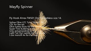 Mayfly Spinner  The found link hackle stacker variant  With Henrik Kure Nielsen [upl. by Aneelehs]