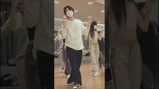 Suga cute dance 😍 bts suga shorts yt shorts viral trending Btsworld4e7 [upl. by Roth42]