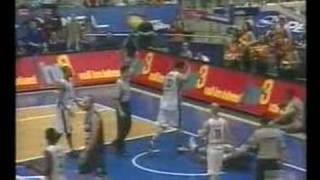 4 Finale 2005 Frankfurt vs Bamberg quotUnsportlichesquot Ense [upl. by Enelyad]