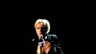 Patricia Kaas  Entrer Dans La Lumiere 24112008 [upl. by Wedurn324]