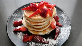 Oggi prepariamo Pancake senza uova con yogurt greco al cocco [upl. by Anomer]