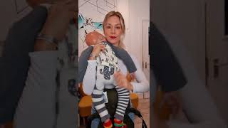 How To Back Carry With an Ergobaby Omni Breeze Baby Carrier hip scoot method 30 second tutorial [upl. by Aneryc]