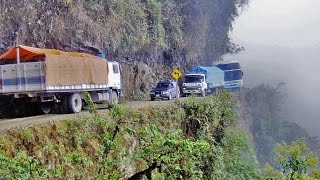 Carreteras mortales Documental [upl. by Martyn]