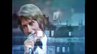 Jacques Dutronc  Il est cinq heures Paris séveille  STEREO 1969 [upl. by Leakim]