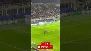 TANTA ROBA TIJJY reijnders milanbrugge gol [upl. by Dippold]