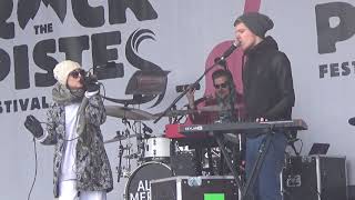 Alice Merton  Trouble In Paradise  live Rock the Pistes 2018 suisse [upl. by Eseeryt]