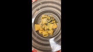 PASTA alla NERANO SUPER CREMOSA e vi sembrerà di essere a NAPOLI Shorts 🥒🤤🧀 [upl. by Yolanthe195]