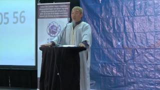 What does Islam say about human rights  QampA  Sh Hussain Yee [upl. by Oinotnaesoj783]