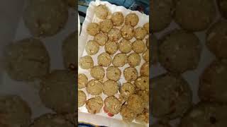 Chawal ki piniya Recipe  Chawal k ladoo Recipe  Rice flour ladoo  Ata ladoo food viral shorts [upl. by Derfnam679]