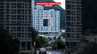 ¿Por qué los edificios de Hong Kong tienen agujeros shorts [upl. by Weinhardt]