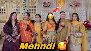 Mehndi Per Sab Cousins Ne Dance Kiya 💃  Mehndi Event 🥰 [upl. by Leanahtan385]