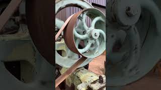 Rushworth shear winding down steambeltdriveblacksmitholdvintagetoolsshearmetalworkingcast [upl. by Neerhtak]