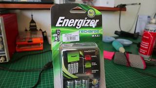 ENERGIZER Charger Baterai 4 Slot AA AAA Lithium Rechargeable Review 82 [upl. by Bobbe]