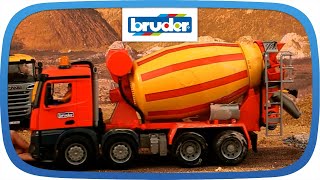 MercedesBenz Arocs BetonmischLKW  03654  BRUDER Spielwaren [upl. by Hukill796]