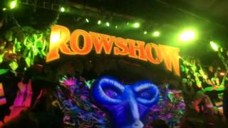 elRow goes to el Pilar [upl. by Tearle846]