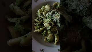 Orecchiette con broccolo romano Lessato e ripassato in padella con la pasta al dente [upl. by Hoseia]