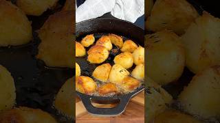 Crispy Roast Potatoes 🥔 [upl. by Emmerich]