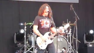 Phil X and Joe Kachinari  Back in Black ACDC Cover LIVE  Musikmesse Frankfurt 100416 [upl. by Anisor]