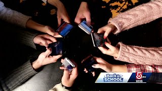 Mass doctor on why another Mass school district is banning cellphones [upl. by Ioves]