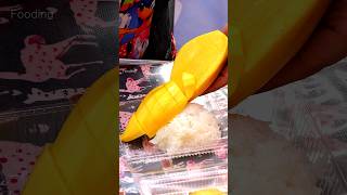 망고덮밥 방콕가면 꼭 먹는 코코넛 밀크 망고찰밥  Amazing Mango Sticky Rice with Coconut Milk  Thai Street Food [upl. by Dyer]