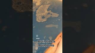 Brain freeze bathbomb by LUSH for halloween beautiful bath art leaving minty tingly skin [upl. by Eirelav]