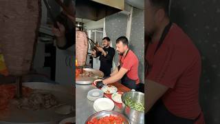 KMaraş Sanayi Büyük Cami Karşısı Zavraklar Yaprak Dönerde 15 Porsiyon Yaprak Et Döner…😋😋 [upl. by Odrarej]