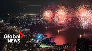 4th of July Hundreds of fireworks light up New York City for US Independence Day celebration  FULL [upl. by Aneehsyt]