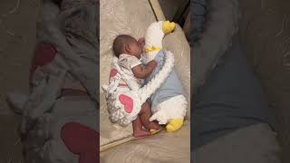 The Best Smart Tool To Coax Baby To Sleep babysleep supermom cutebabyvideos [upl. by Anircam336]