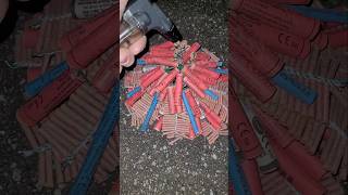 Firecracker circle aus kleinen Crackern🧨vuurwerk fireworks feuerwerk firecracker short [upl. by Noyrb]