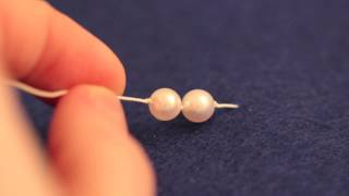 Akoya pearl blinking helps to identify bad quality Akoya pearls [upl. by Assek]