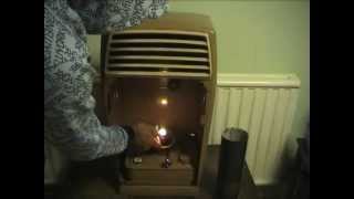 HOW TO LIGHT A KEROSENE  PARAFFIN HEATER BEATRICE HARPER [upl. by Htebsil]