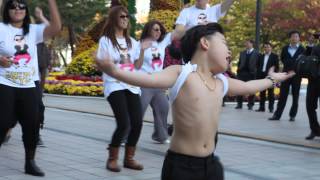 Gangnam Style Experience with Little Psy French KPop Fans in Seoul [upl. by Eenoj]