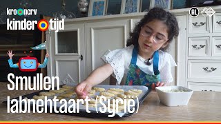 🍽 Labnehtaart en maankoekjes uit Syrië 🇸🇾  Smullen Kindertijd KRONCRV [upl. by Araf]